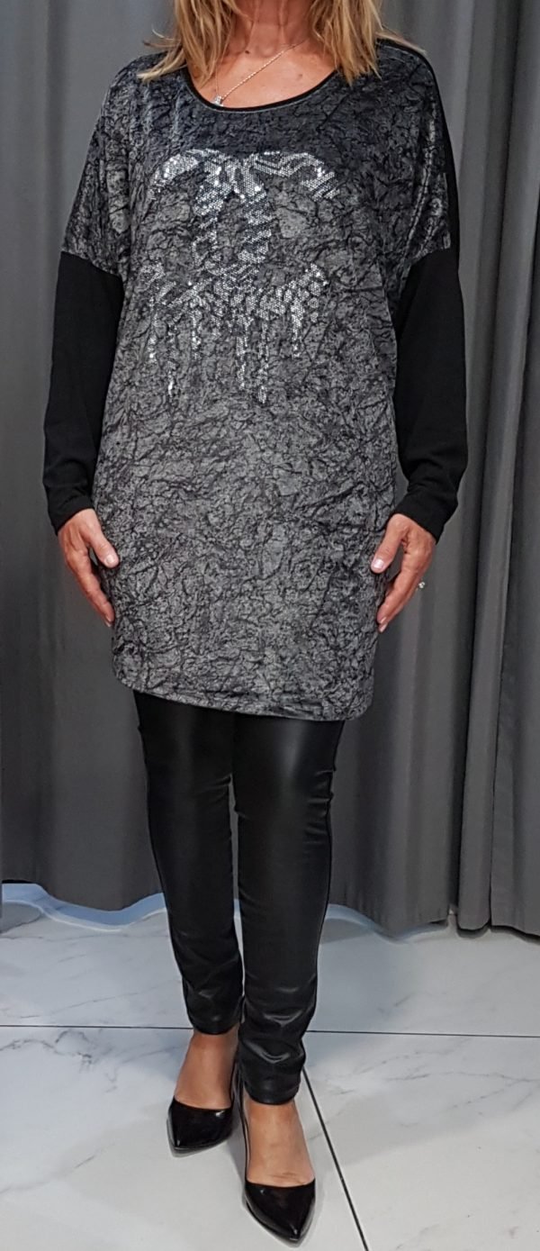 Black,woolen blouse with several colours,3205